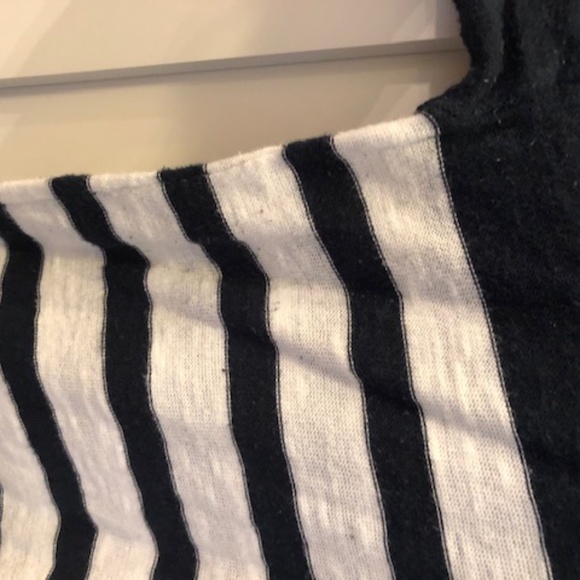 Vince Navy & White Stripe Lightweight Sweater-Size M Designer Women - Picture 6 of 9